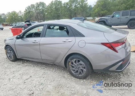 2024 Hyundai Elantra Sel from USA, damaged, VIN KMHLM4DG6RU819905